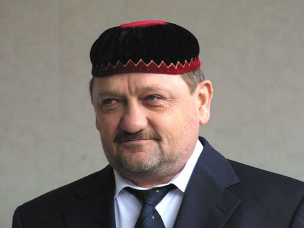 Байрамов хаджи. Ахмат Кадыров. Ахмад Хаджи Кадыров. Кадыров Ахмат Абдулхамидович. Портрет Ахмат Хаджи Кадырова.